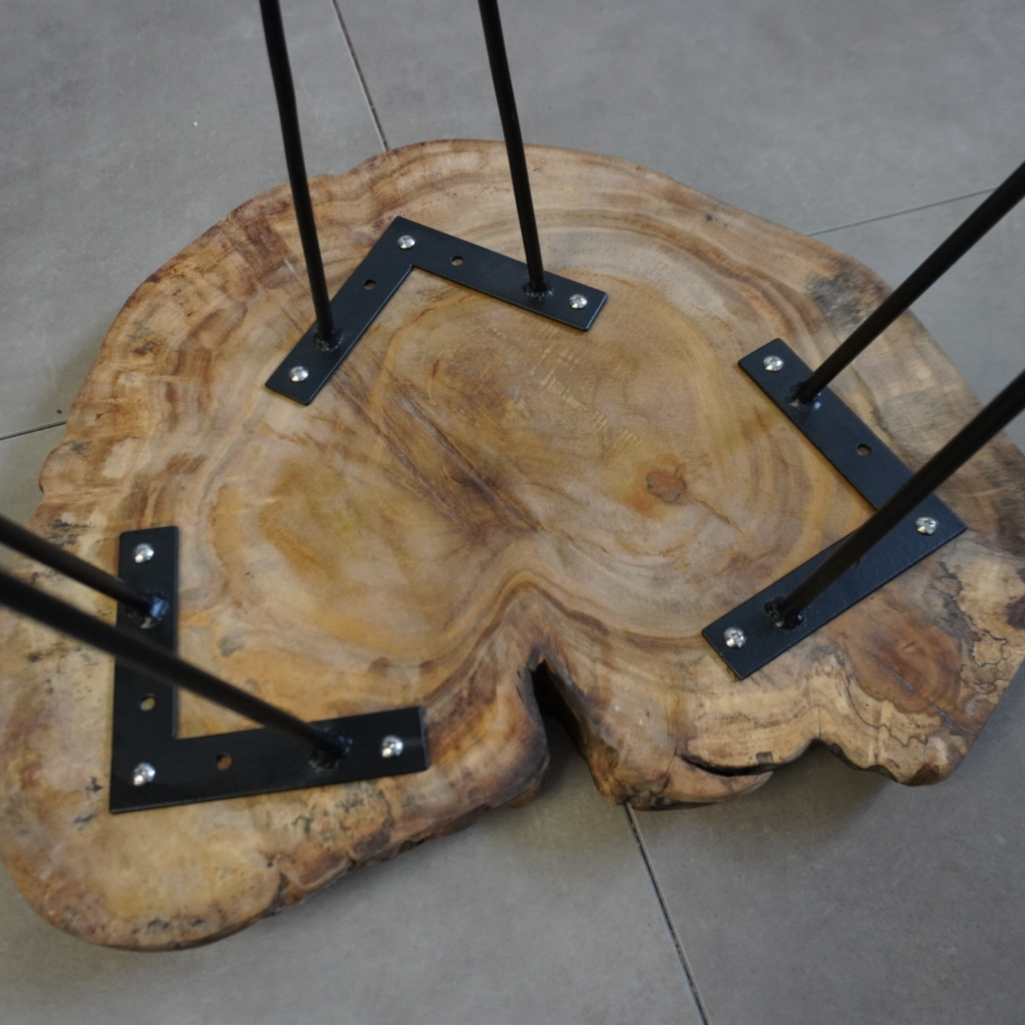 【6/27発売】Teakwood Side Table
